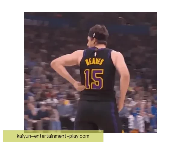 湖人后卫里夫斯左侧腹斜肌二级拉伤预计休战四到六周